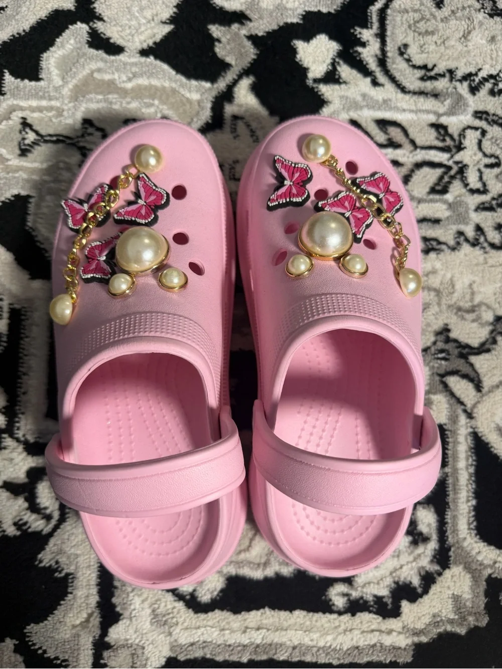 Pink Pearl Butterfly Clogs Slip On Garden Shoes Lightweight Comfort Sandals